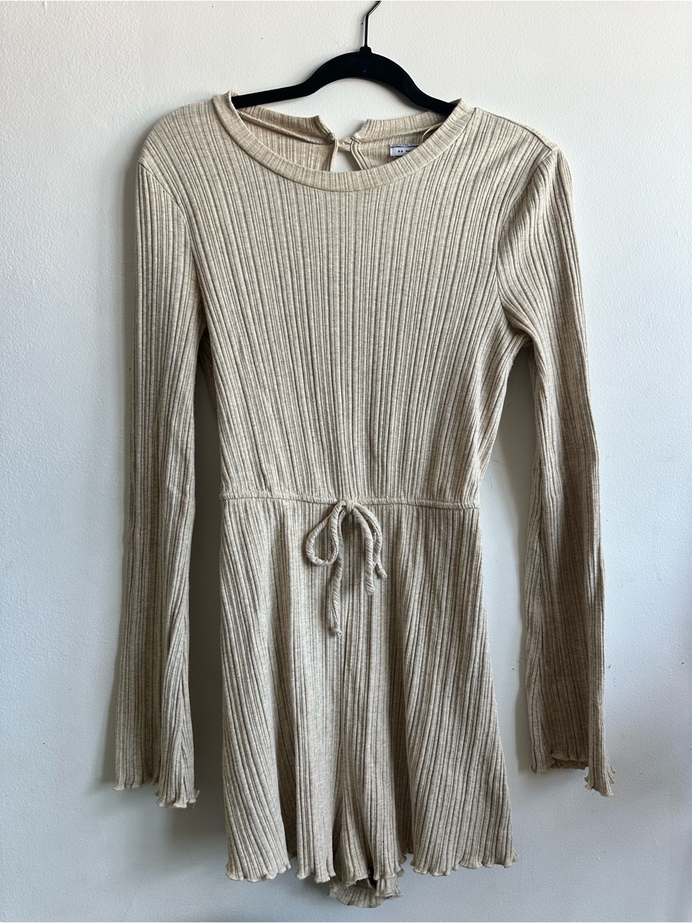 Urban Outfitters Ribbed Long Sleeve Waist-Tie Romper in Oatmeal Size Medium